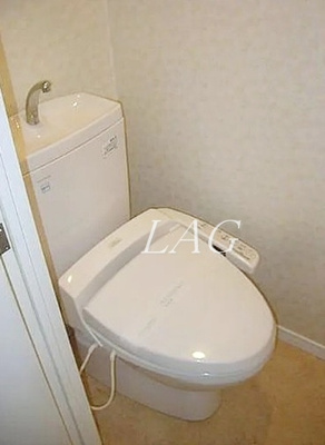 【トイレ】 | アイフェリーク神田 | トイレです。