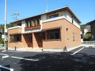 景色に調和した外観です！