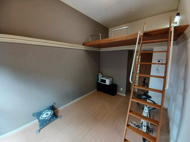 シティパレス鎌倉町の居間・リビング