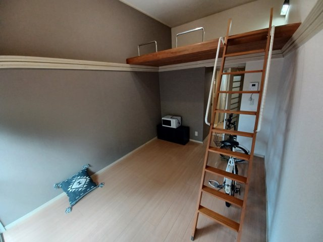 シティパレス鎌倉町の居間・リビング