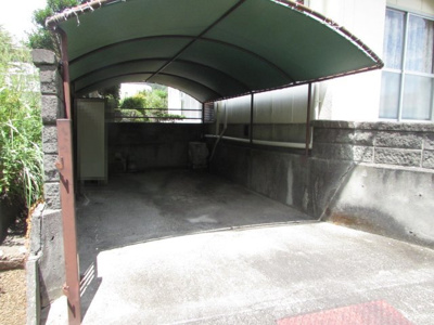 【駐車場】 | 洲本市上内膳一戸建 | 令和８年８月撮影