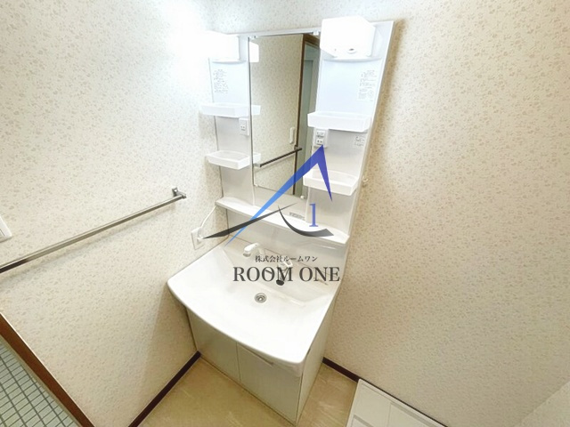 メゾンアンパー