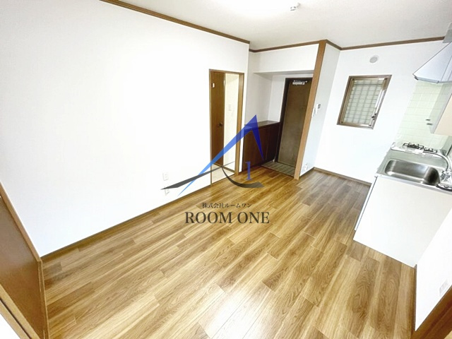 メゾンアンパーの居間・リビング|洋室のお部屋です。
