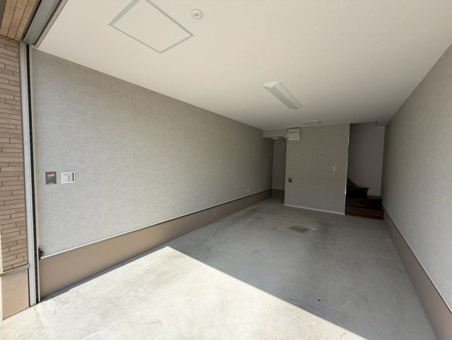 メルディアキューブ箕面牧落 Office & Garage	のその他