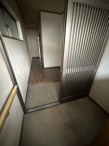 上鳥羽塔ノ森柴東町　　貸事務所兼貸倉庫の玄関|２Ｆ　玄関扉