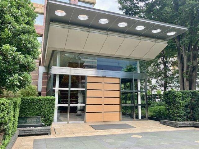【エントランス】 | 青山パークタワー