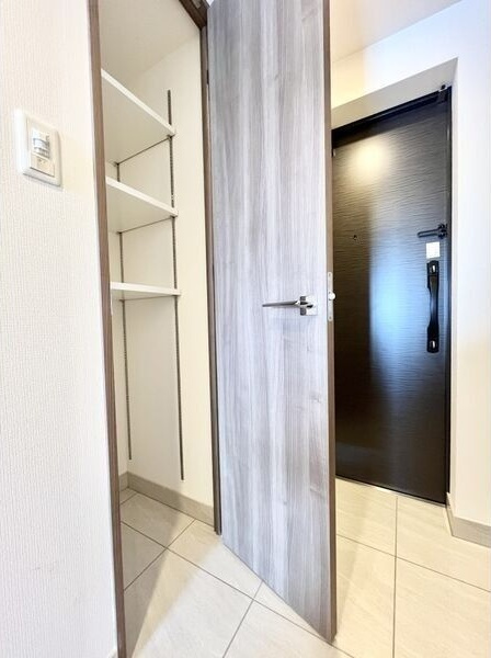 S-RESIDENCE上社南amante(アマンテ)の玄関