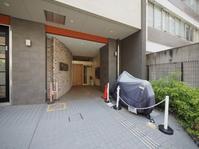 大阪市中央区内平野町２丁目の賃貸マンションのロビー