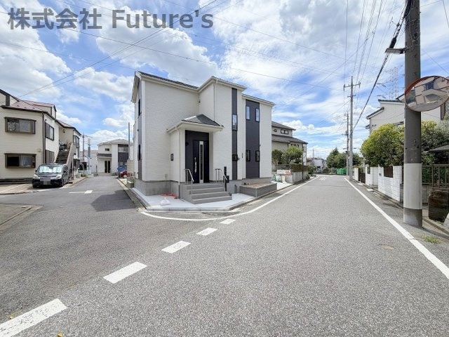 八潮市緑町2丁目　新築戸建　全1棟の前面道路含む現地写真|前面道路含む現地写真です。