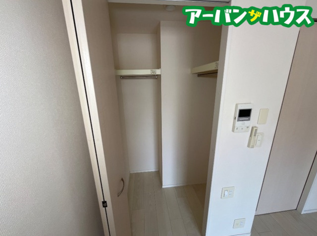 レジデンスアイリス医大南の収納