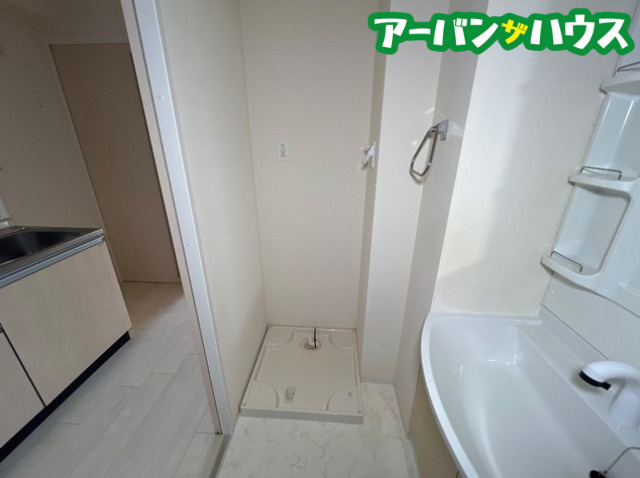 レジデンスアイリス医大南の玄関