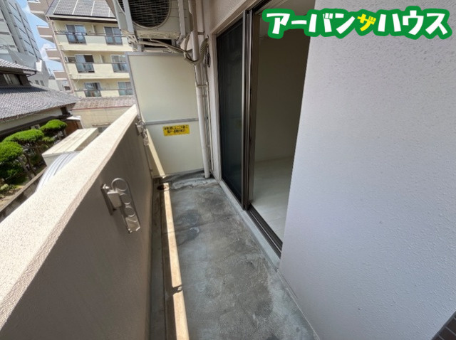 レジデンスアイリス医大南のバルコニー