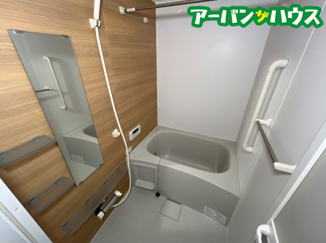レジデンスアイリス医大南の浴室
