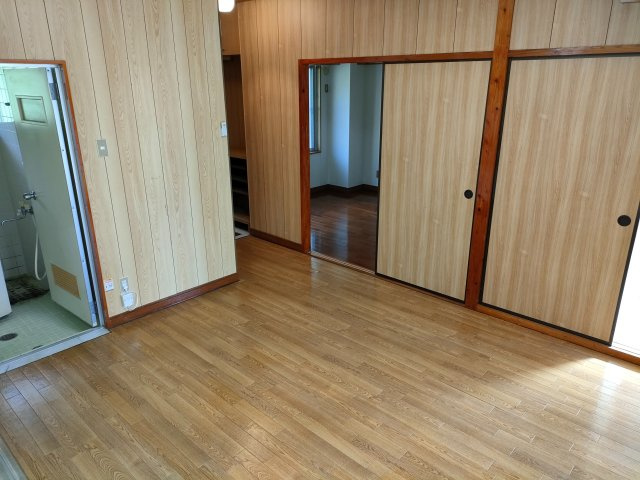 カレッジサイド平安の内装