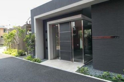 ヒュペリオン東陽町のエントランス