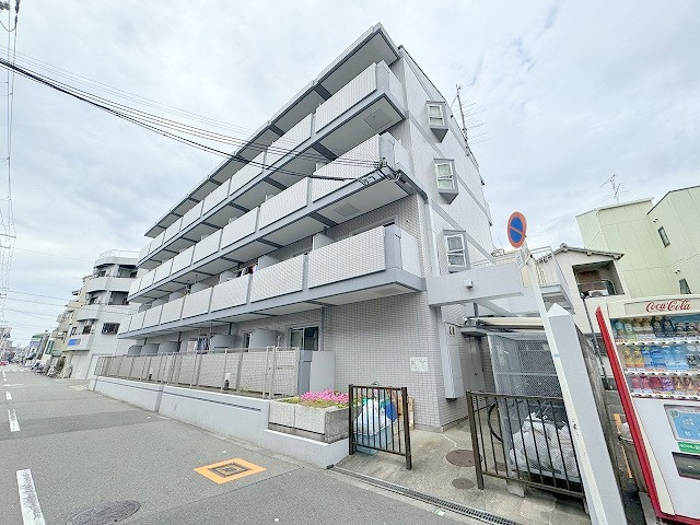 グランベイ豊新の外観