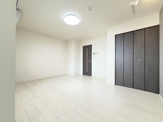 フジパレス瑞光三丁目の洋室