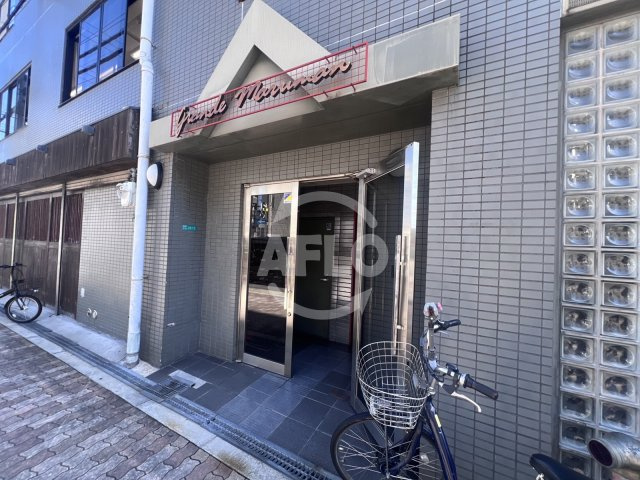 グランデマルマンのエントランス