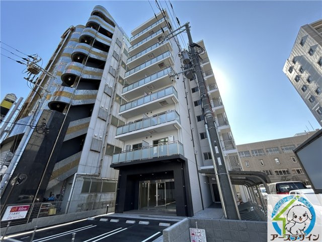 villa al mare明石駅前の外観