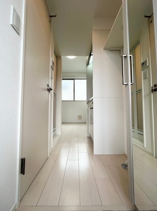 YRoom Ⅱの玄関
