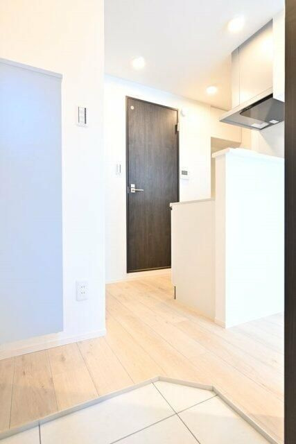 墨田区向島２丁目の賃貸マンションの玄関