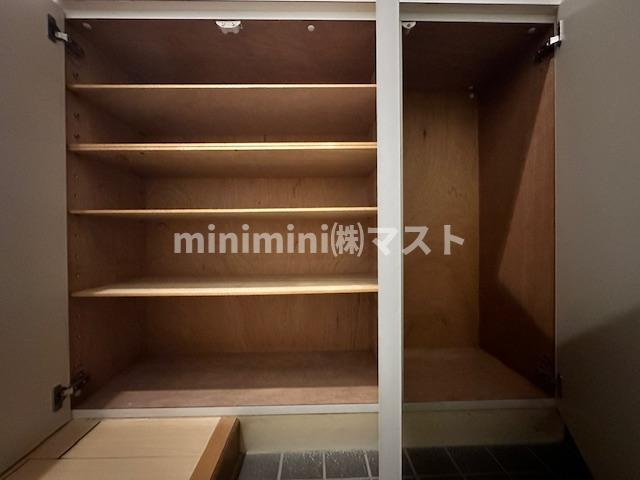 ADW Residence 谷町四丁目(旧アプリコ)の収納