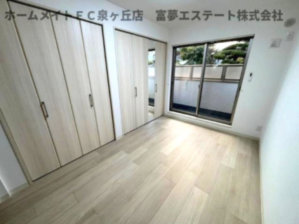 【居間・リビング】 | フォレストクリエオーレ高師浜 | ※イメージ　反転タイプのお部屋の写真