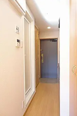 板橋区小茂根２丁目の賃貸マンションの玄関