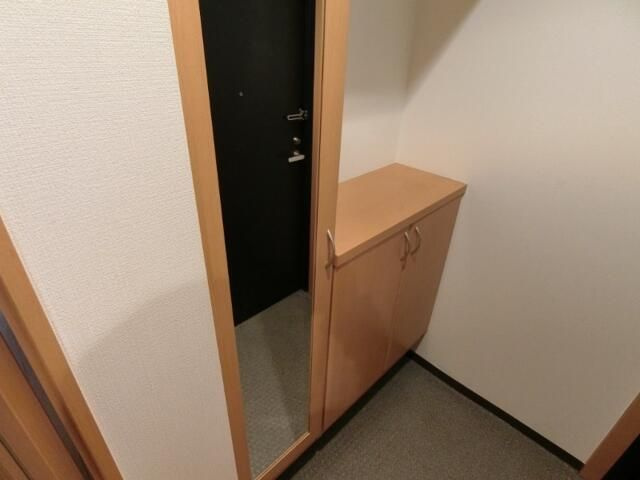 北区田端４丁目の賃貸マンションの玄関