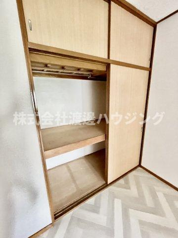 元町2丁目貸家の収納