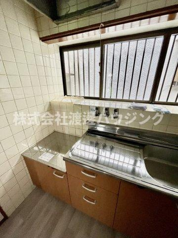 元町2丁目貸家のキッチン