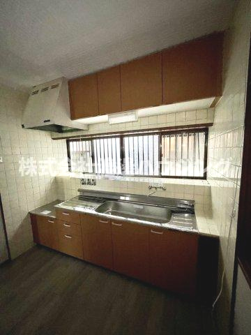 元町2丁目貸家のキッチン
