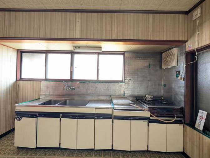 知多郡武豊町字壱町田　中古戸建のキッチン|キッチンです