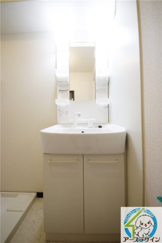 パインルージュ南貴崎の独立洗面台|※類似部屋
