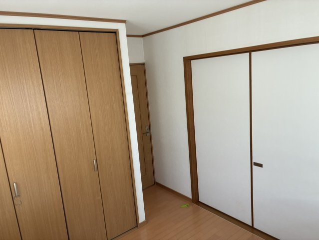 糸満市字阿波根の中古一戸建の収納