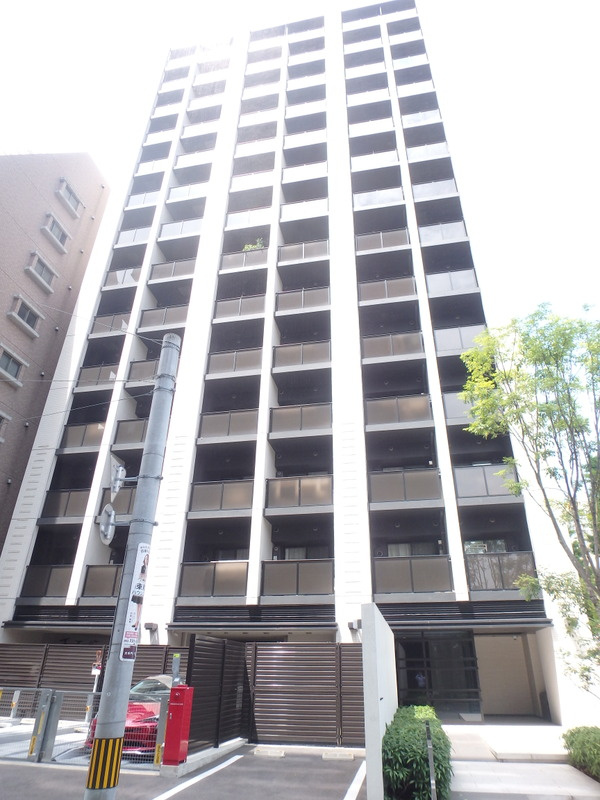福岡市中央区大手門１丁目の賃貸マンションの外観