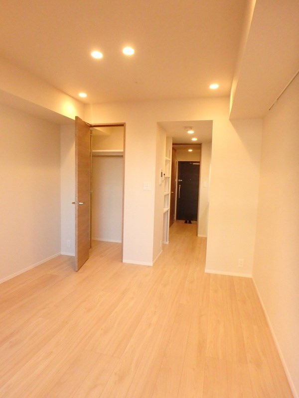 福岡市中央区大手門１丁目の賃貸マンションの居間・リビング
