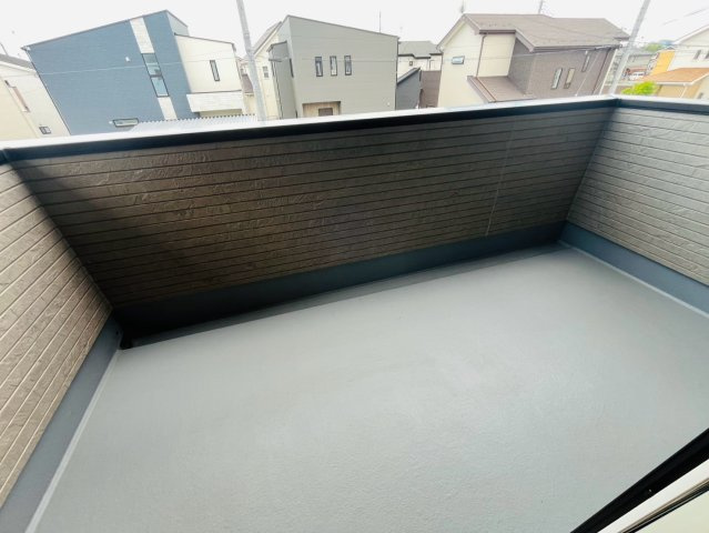 栃木市大平町富田　第１期　全8邸のバルコニー|〇１号棟　バルコニー〇
開放的なバルコニー！お洗濯物を乾かす強い味方になります♪
2026年8月撮影