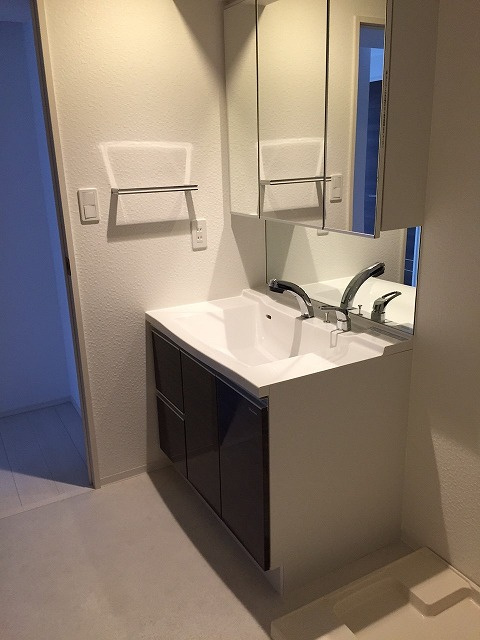 フォースター浅草今戸の内装