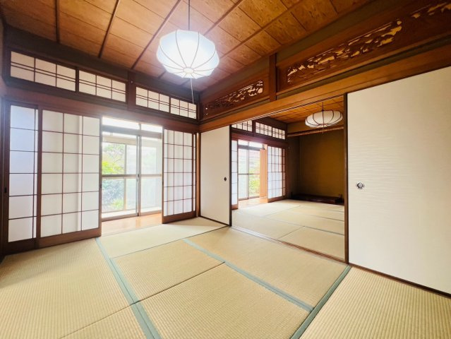 神の谷2丁目貸家の子供部屋