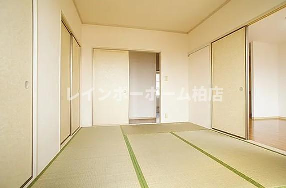 特典：仲介手数料が無料です!!の和室|ゆったりとくつろげる和室です