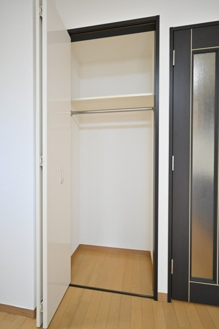 サンテミリオン神田東の収納