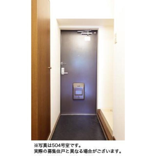 フォレスタ御苑前の玄関|※写真は同タイプ住戸です。