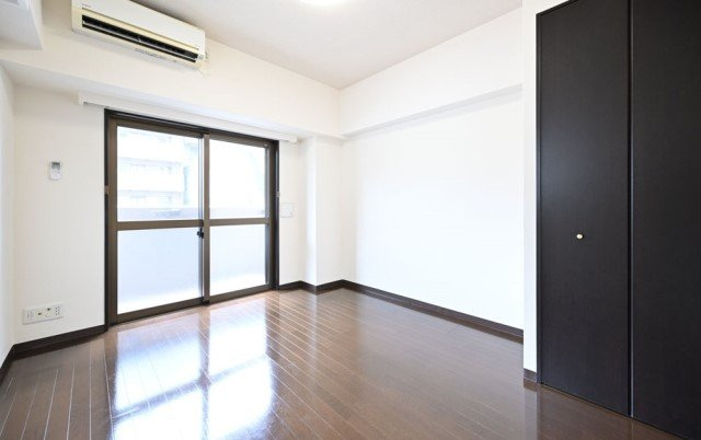 フェニックス芝浦ベイフォートの洋室