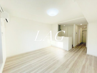 【居間・リビング】 | ＬＡ　ＳＵＡＣＡＳＡ　Ｄ | 洋室のお部屋です。