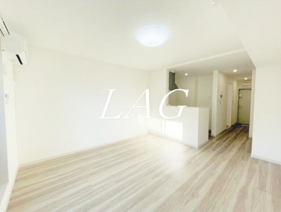 【居間・リビング】 | ＬＡ　ＳＵＡＣＡＳＡ　Ｄ | 洋室のお部屋です。