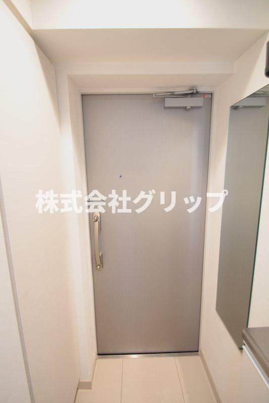 HY's YOKOHAMA LIGAREの玄関