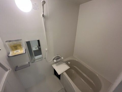 ジーメゾン春日部粕壁カヴェリの浴室
