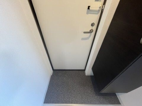 ジーメゾン春日部粕壁カヴェリの玄関