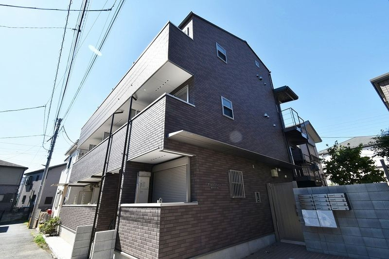 フィルクローバ谷塚の外観